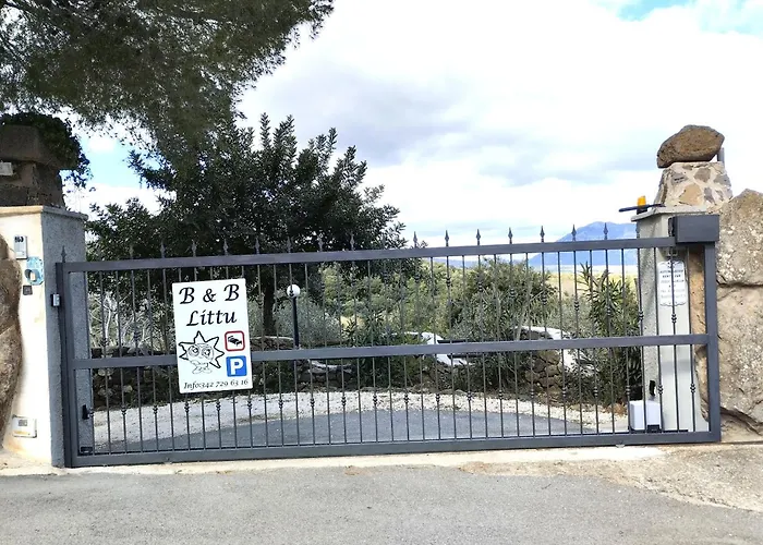 Littu Nocleg ze śniadaniem 3*